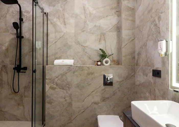 Royal Classic Art On Sichovych Striltsiv 17 Lägenhet